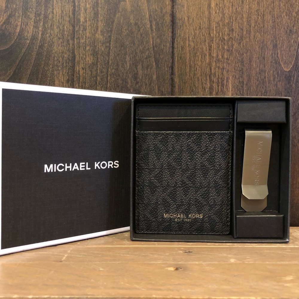 🔥SALE🔥 NWT Michael Kors Money Clip Gift Set